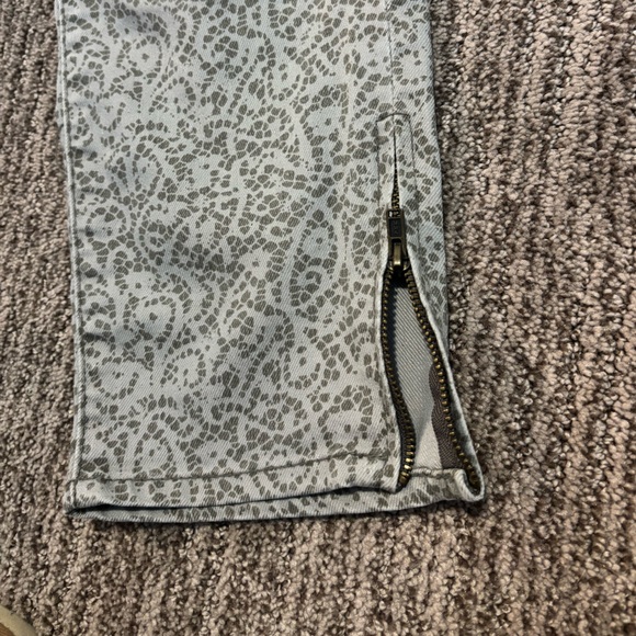 Free People Gray Paisley Straight Leg Jeans - Picture 4 of 4